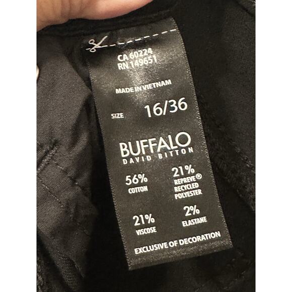 Buffalo David Bitton Black Pants Sz 16/36 Classic Preppy Closet Staple - Picture 9 of 16